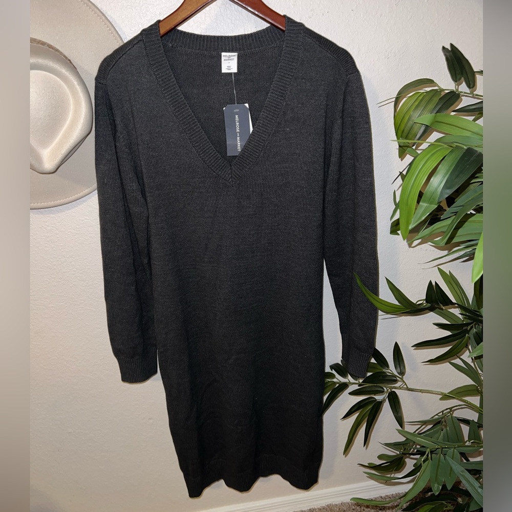 MEDIUM GRAY SWEATER DRESS